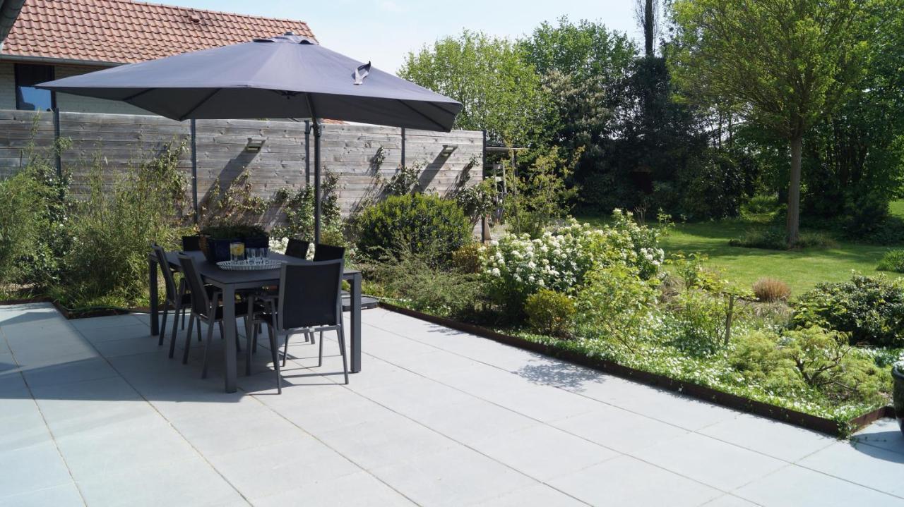 Les Terrasses De Templeuve Bed & Breakfast Bagian luar foto